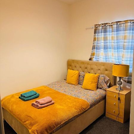 City Blessed Aptm 2 With Free Parking North Shields Exteriér fotografie